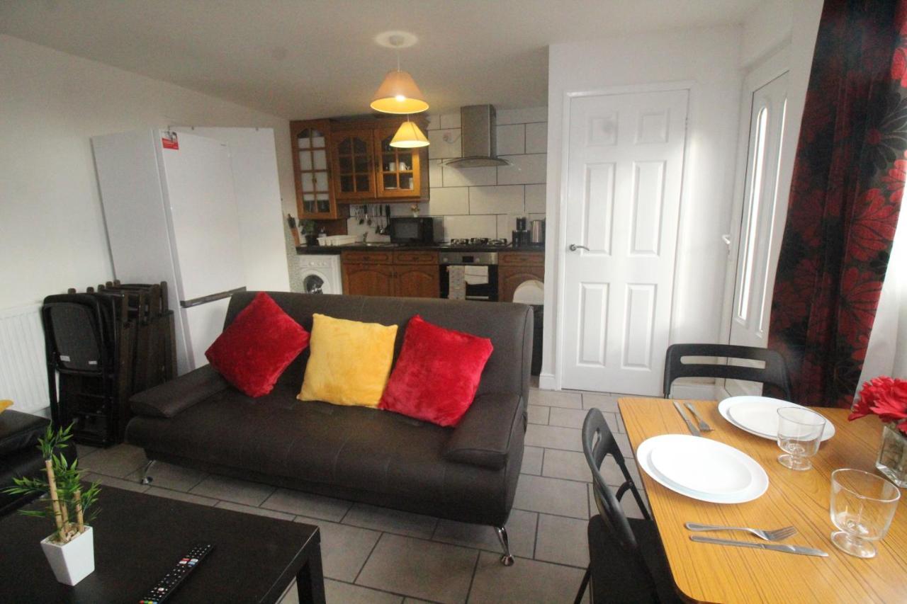 Dinnington House Dinnington By Smart Corporate Stays Экстерьер фото